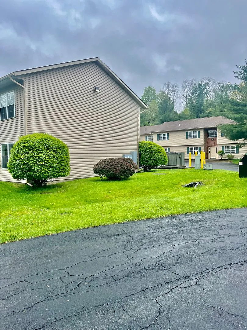 24 Town Square Properties LLC — Photo 1