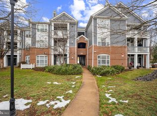 20281 Beechwood Ter Unit 302, Ashburn, VA 20147