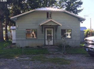 1208 Orchard St, Cove, OR 97824