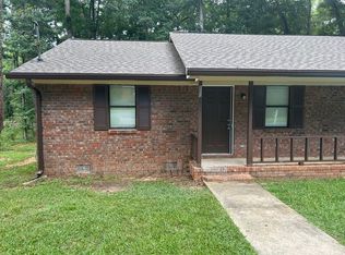 102 Doves Ln, Griffin, GA 30223