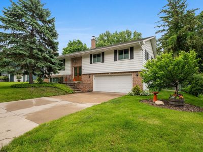 472 Thompson Ave W, West Saint Paul, MN, 55118