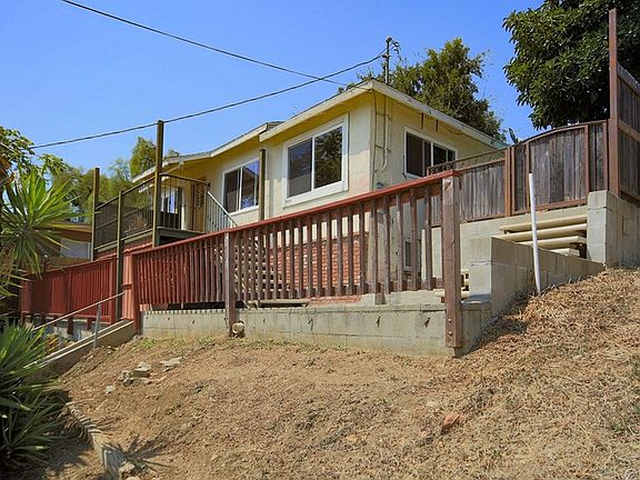2nd image of 4435 Portola Ave
