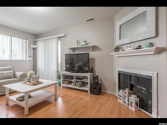 5th image of 229 E Hill Ave APT 5