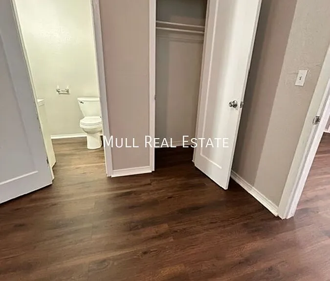 4801 N Willow Ave — Photo 15