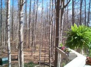 9618 Staysail Ct, Burke, VA 22015