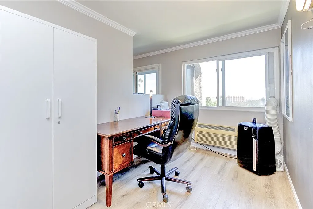 1 bed, 953 sqft, $2,750 — Photo 4