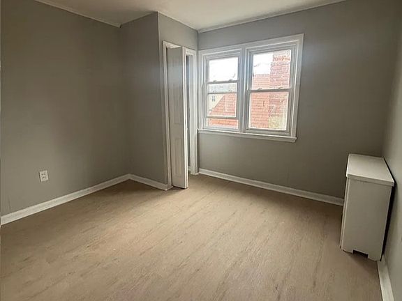 2nd image of 25 Rowland St #3L