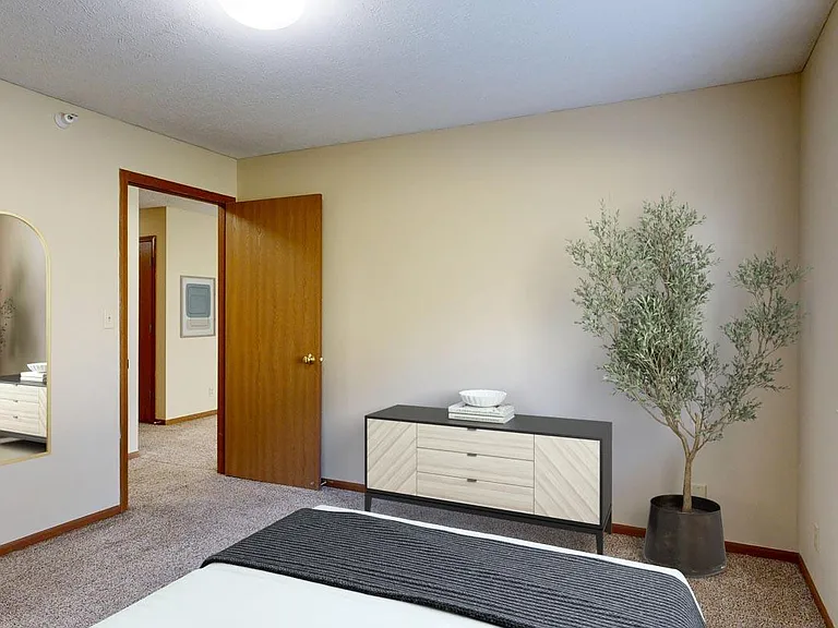 Pine Lake Heights Apartments — Photo 56