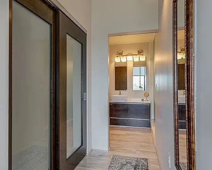 2115 Yeaman Pl #313 — Photo 10