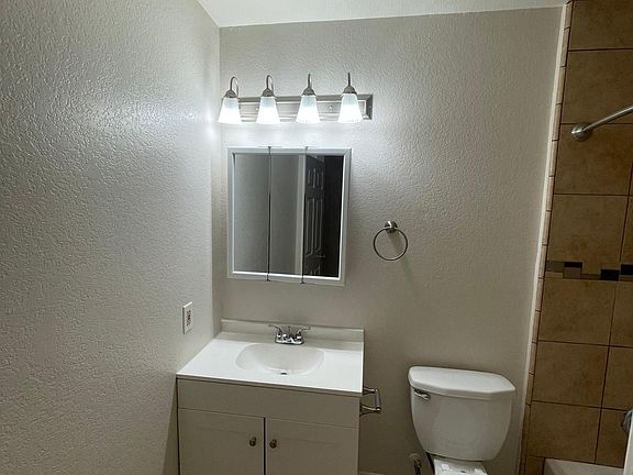 4th image of 5058 Klump Ave #5