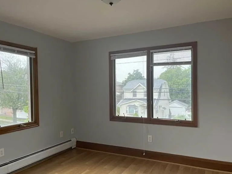 476 Highland Ave #1 — Photo 9