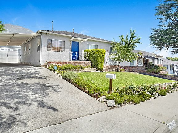 4th image of 3343 Santa Carlotta St