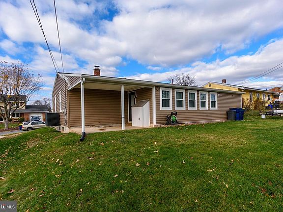 5th image of 104 Nissley Dr