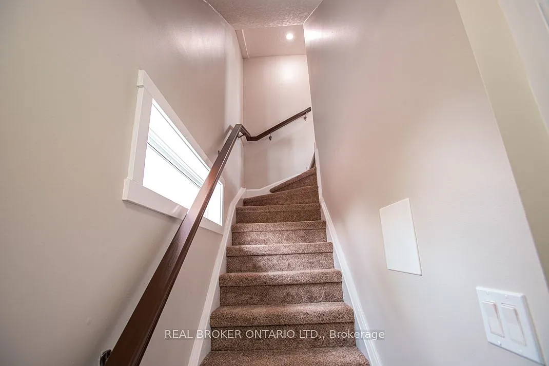 2 bed, $2,400 — Photo 2