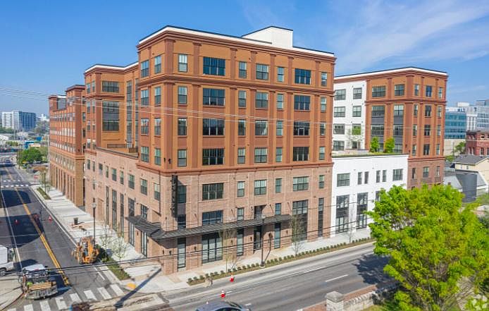 1st image of 700 3rd Ave S #711