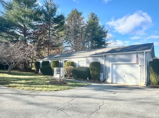 3402 Island Dr, Middleboro, MA 02346