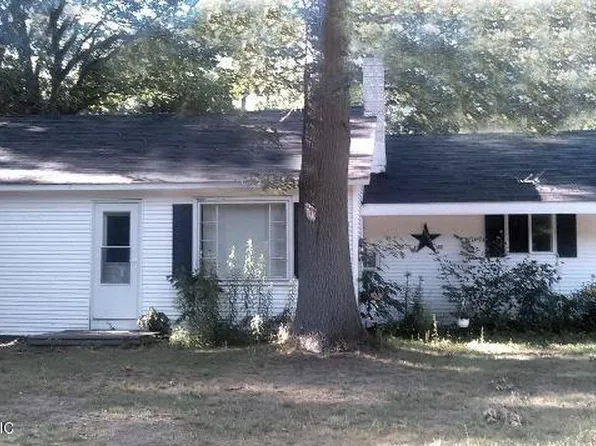 4430 W Meinert Rd, Montague, MI 49437