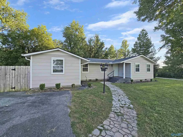 674 Harvest Rd, Harvest, AL 35749