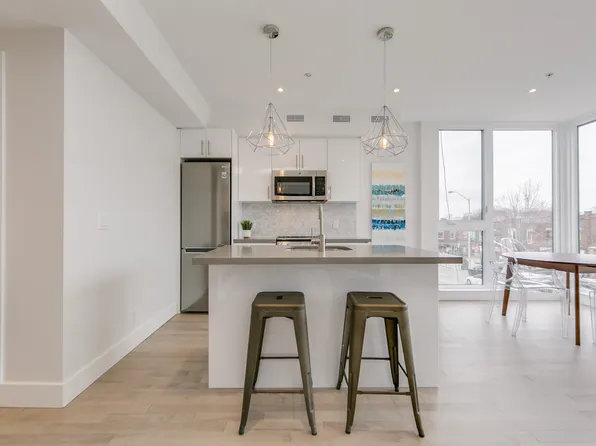 405 Saint Helens Ave, Toronto, ON M6H 4A2