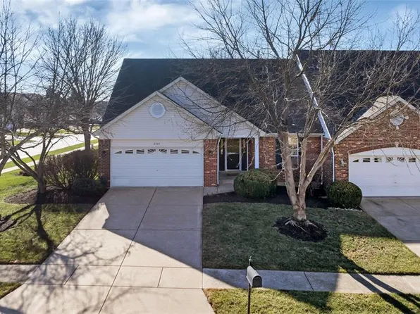 2108 McGregor Cir, Dardenne Prairie, MO 63368