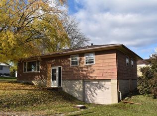 300 Mary St, Watertown, WI 53094
