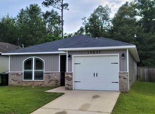 10637 Senegal Dr, Pensacola, FL 32534