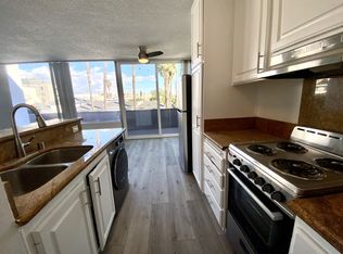 1543 N Bronson Ave #301, Los Angeles, CA 90028