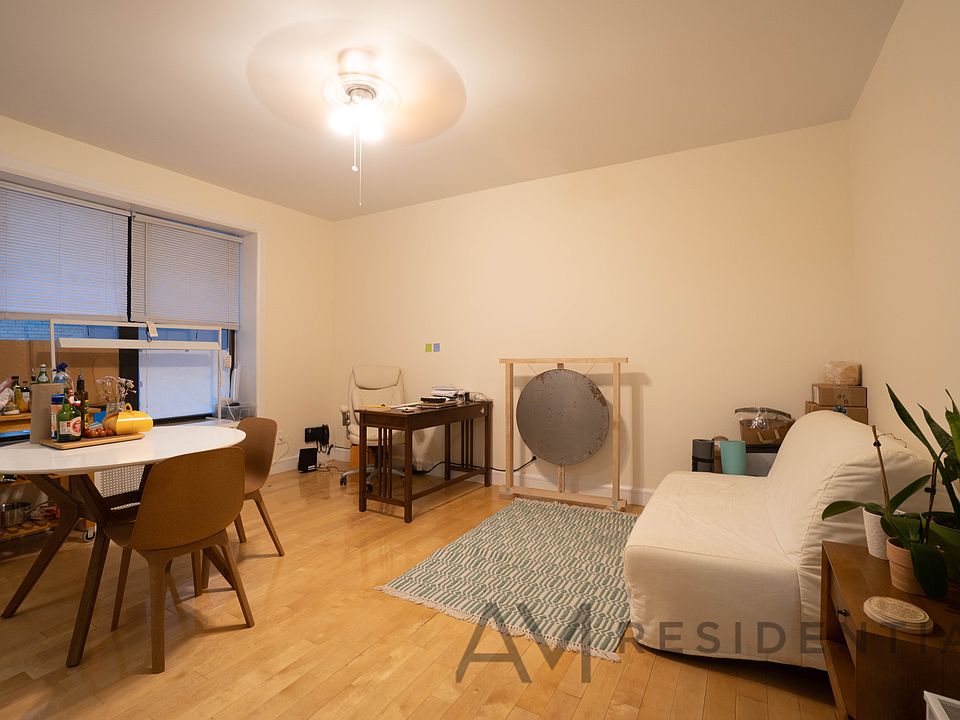 1st image of 31 Ocean Pkwy APT 1