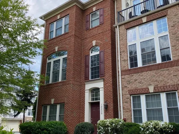 12239 Water Elm Ln, Fairfax, VA 22030