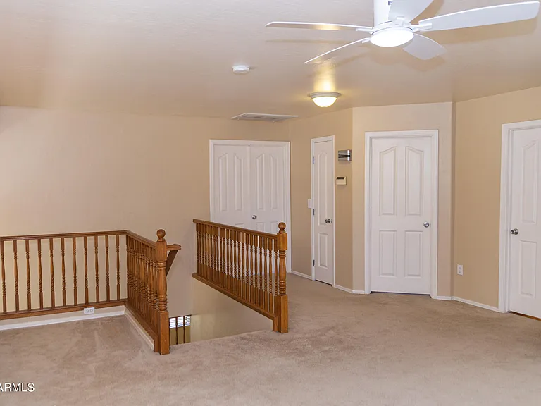720 W Hancock Ave — Photo 18