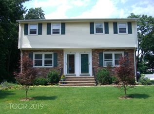 27 Prospect St, Ramsey, NJ 07446