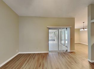 2003 Helm Ln, Valrico, FL 33594