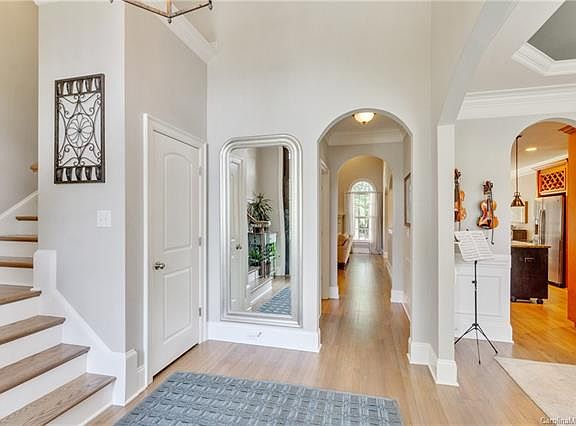 2nd image of 7775 Chapel Creek Dr