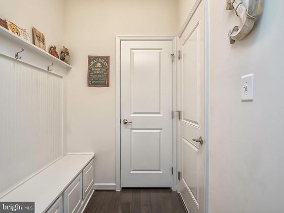 4th image of 9308 Blue Pine Ln