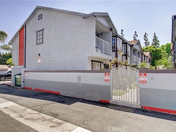 3rd image of 7947 Garfield Ave APT F