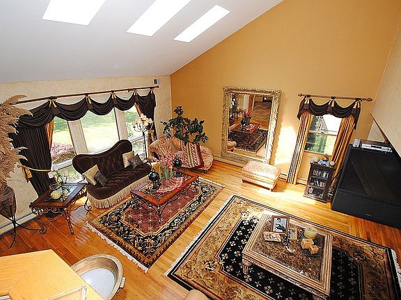Overview Formal Living Room