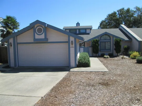 1245 Saddle Ct, Auburn, CA 95603