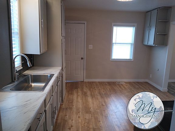 mini_246+Lois+St+B+Kitchen_11122025