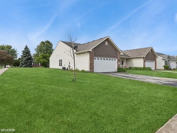 2nd image of 2907 W 83rd Ln
