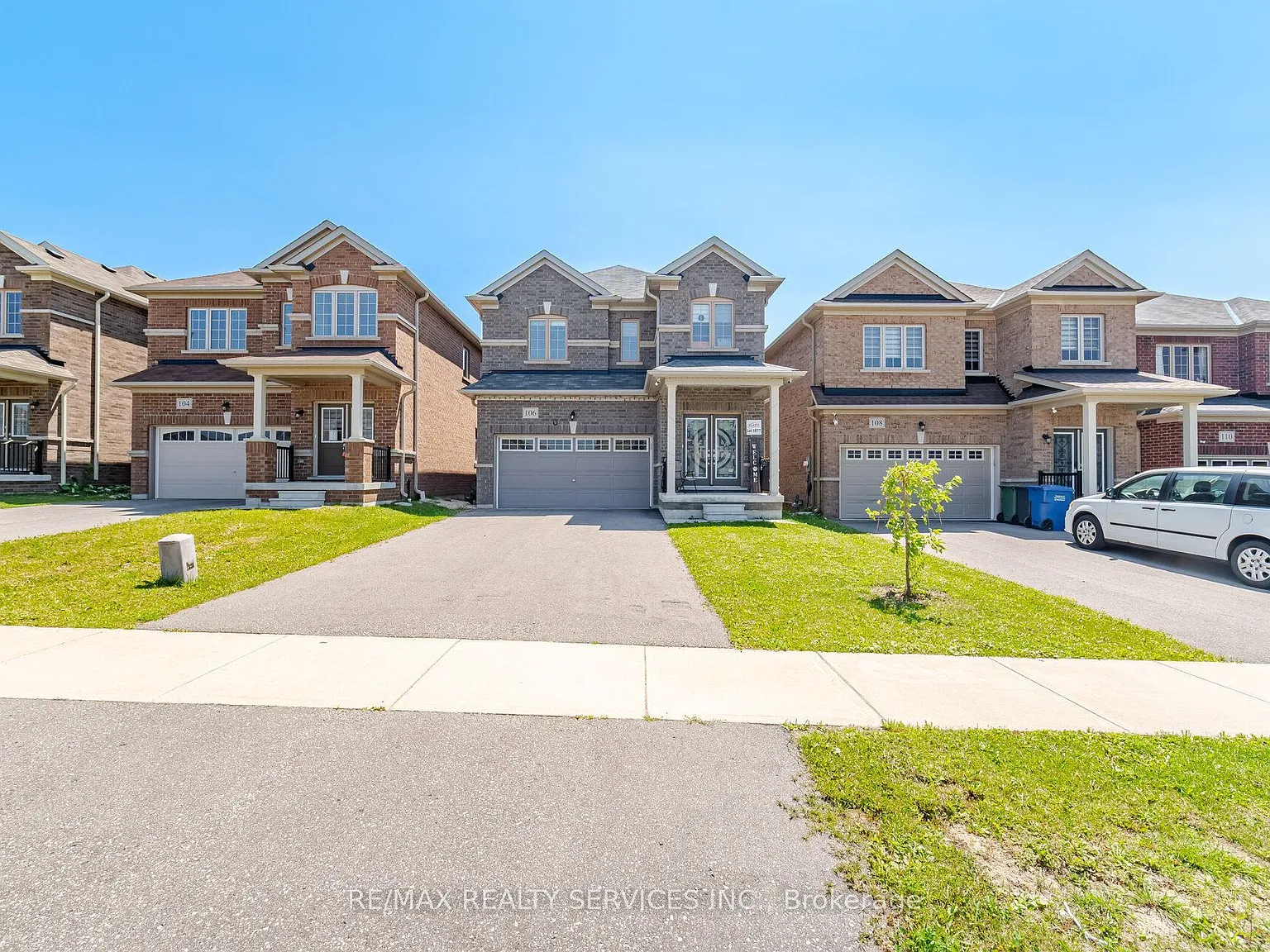 4 bed, $2,499 — Photo 4