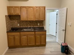 741 E 24th St #1B, Paterson, NJ 07504