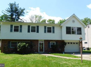318 Brookmead Dr, Cherry Hill, NJ 08034