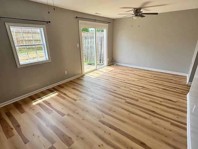 23 Oak Dr — Photo 8