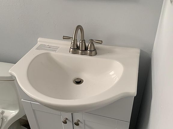 5th image of 4529 38th St