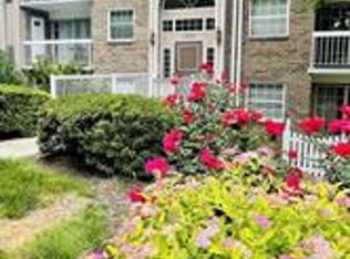 1931 Wilson Ln APT T3, Mc Lean, VA 22102