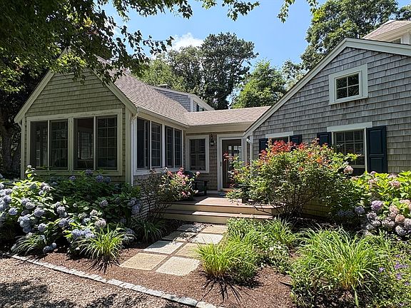 3rd image of 68 Gorham Rd