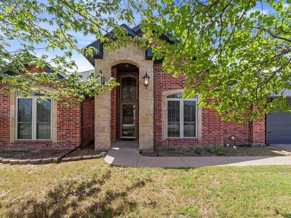 903 Winding Rd, Granbury, TX 76049