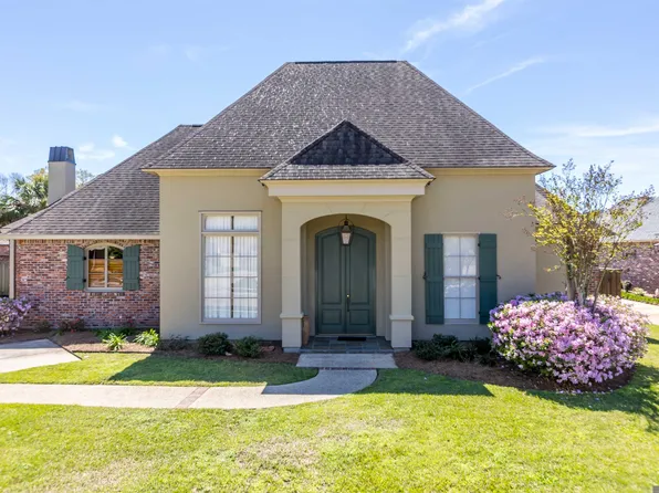 11134 N Lakeside Oaks Ave, Baton Rouge, LA 70810