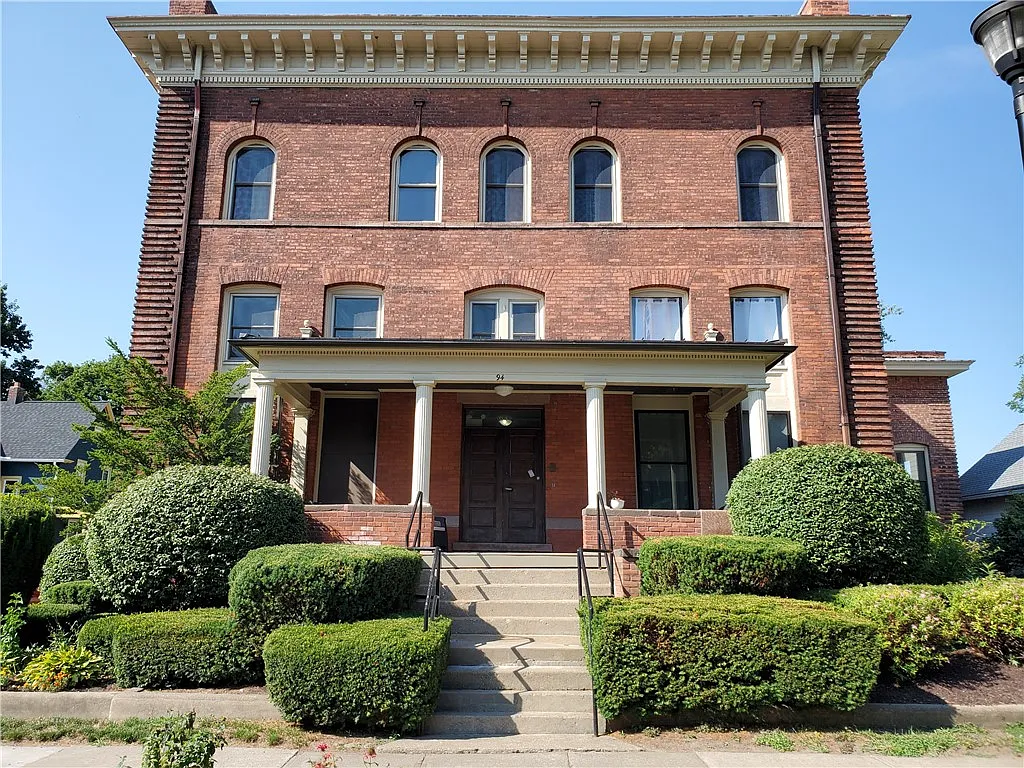 Building Photo - 94 Averill Ave #2