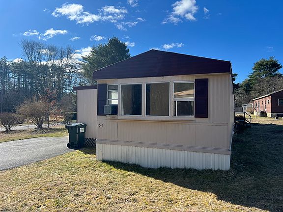 3rd image of 51 Monson Turnpike Rd #1042